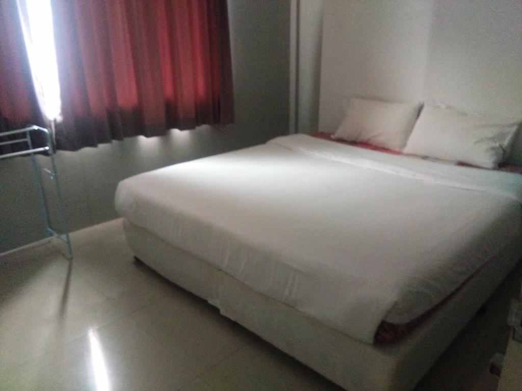Taylor'S Guesthouse Hua Hin Bagian luar foto